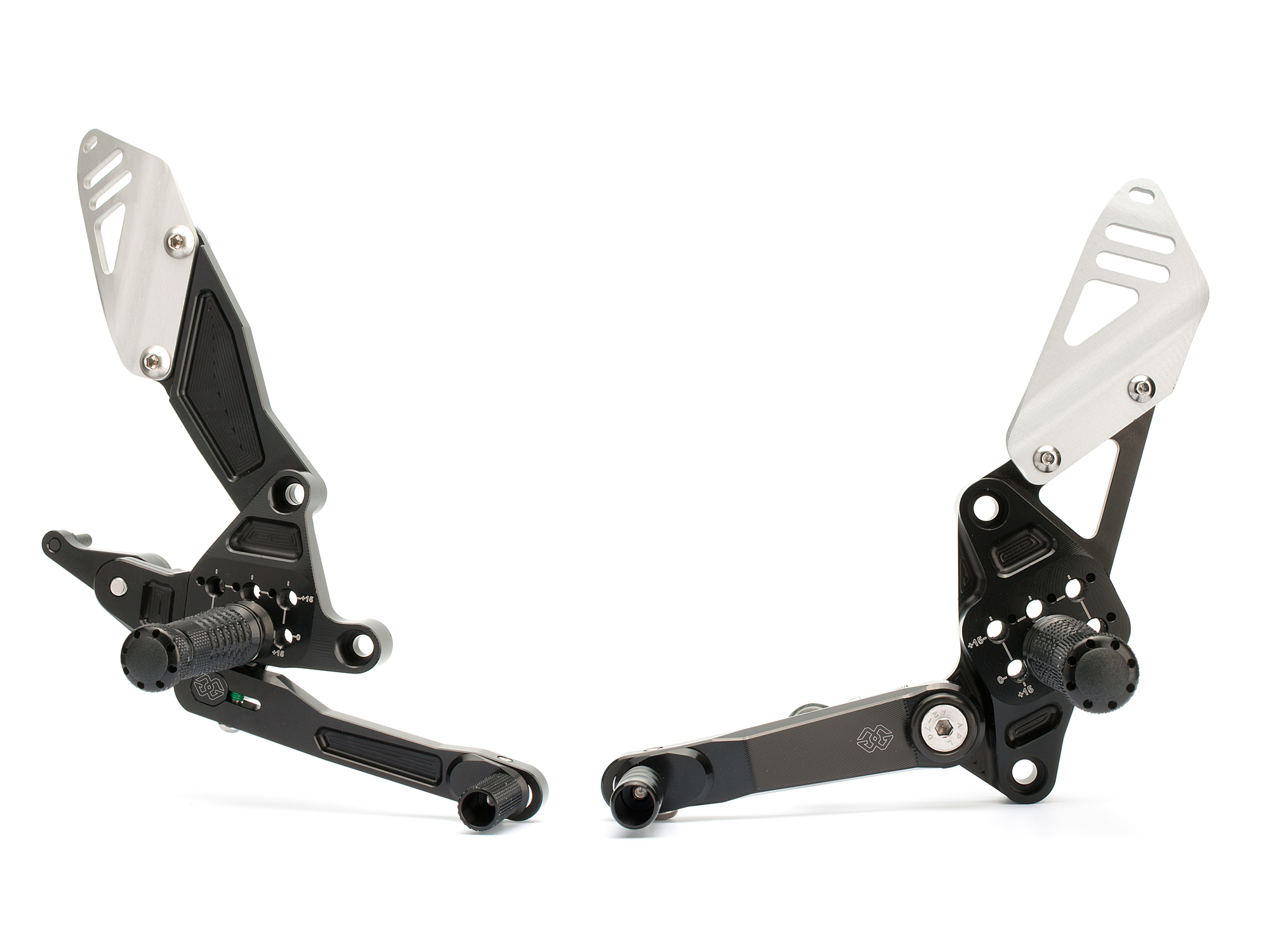 Gruppo pedane Gilles Tooling FXR per YAMAHA TRACER 7 2021-2025