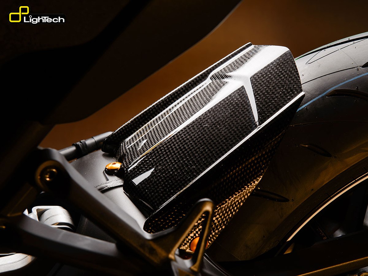 Parafango posteriore carbonio LighTech per YAMAHA MT-09 /SP 2014-2023
