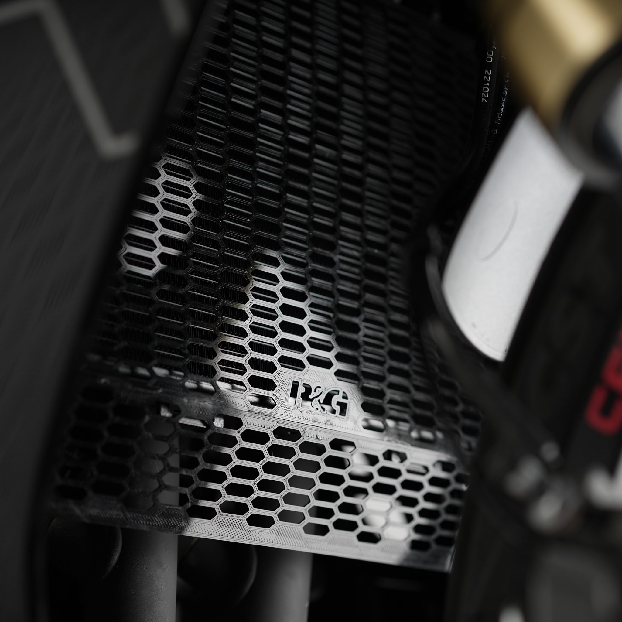 R&G Racing griglia protezione radiatore acqua Pro per CFMOTO 450 SR 2023
