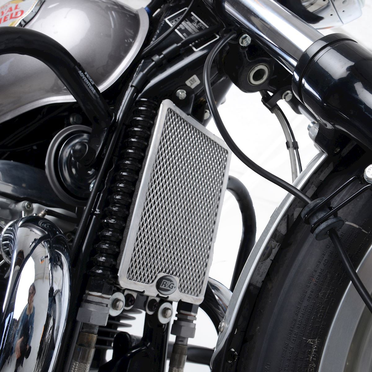 R&G Racing griglia protezione radiatore olio in alluminio per ROYAL ENFIELD CONTINENTAL GT 650 2019-2023