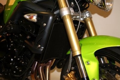 R&G Racing griglia protezione radiatore acqua in alluminio per TRIUMPH STREET TRIPLE 675 /R 2007-2012