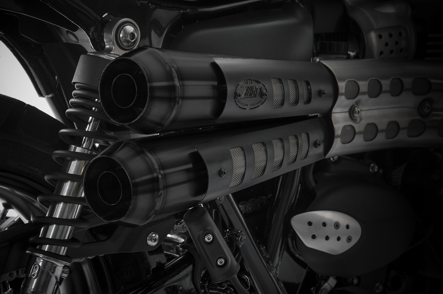 Slip-On Zard "CONICO" Acciaio Inox Nero Racing per TRIUMPH STREET SCRAMBLER 900 2017-2020