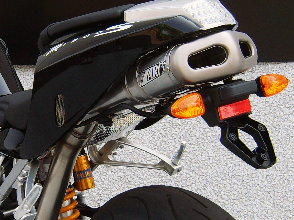 Slip-On Zard "UNDERSEAT" Acciaio Inox Omologato per BMW R 1200 S 2006-2009