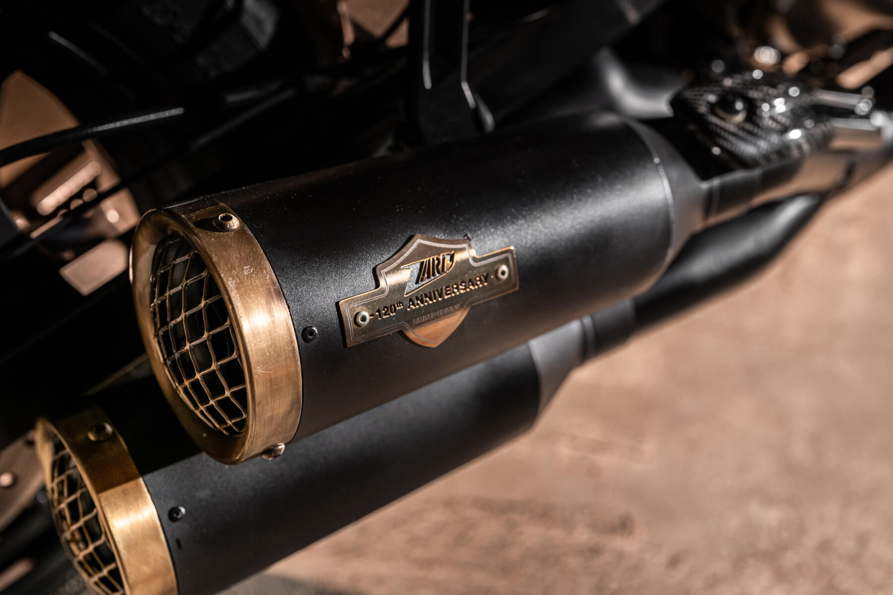 Kit Completo Zard 2>1>2 120TH Limited Edition Acciaio Inox Racing Nero con fondello Bronzato per HARLEY DAVIDSON NIGHTSTER 975 2021-2024