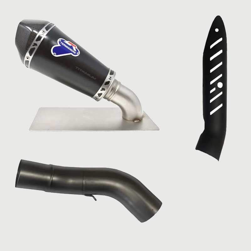 Kit Silenziatore Termignoni Relevance Conico Racing in Titanio Nero con fondello in Carbonio con tubo di raccordo e paracalore per KAWASAKI Z 900 2017-2020