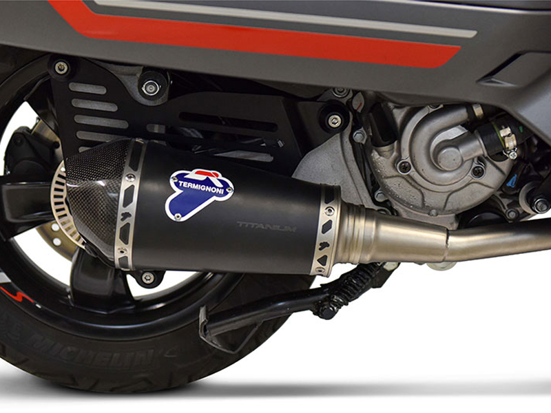 Kit Silenziatore Termignoni Racing in Acciaio Inox Nero con fondello in carbonio e Collettore incluso per VESPA GTS 250 2008-2022