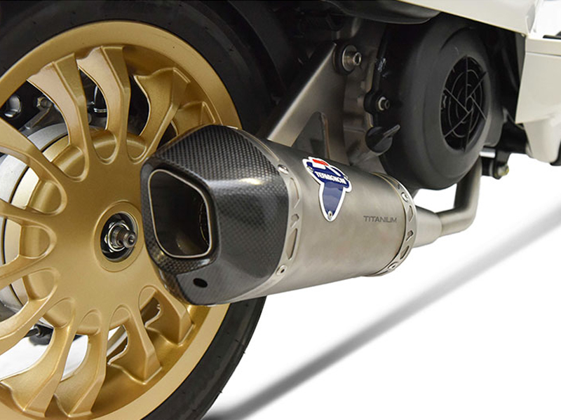 Kit Silenziatore Termignoni Racing in Acciaio Inox con fondello in carbonio e Collettore incluso per VESPA PRIMAVERA 125 2008-2022