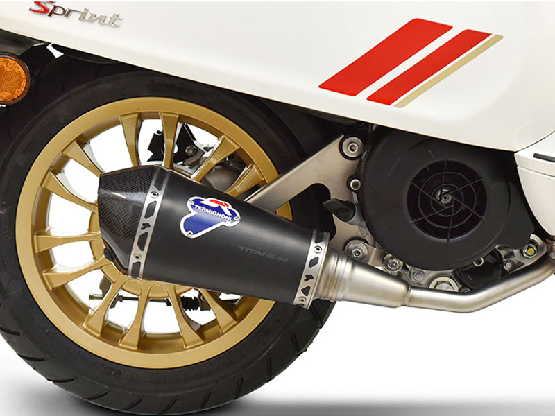 Kit Silenziatore Termignoni Racing in Acciaio Inox Nero con fondello in carbonio e Collettore incluso per VESPA PRIMAVERA 125 2008-2022