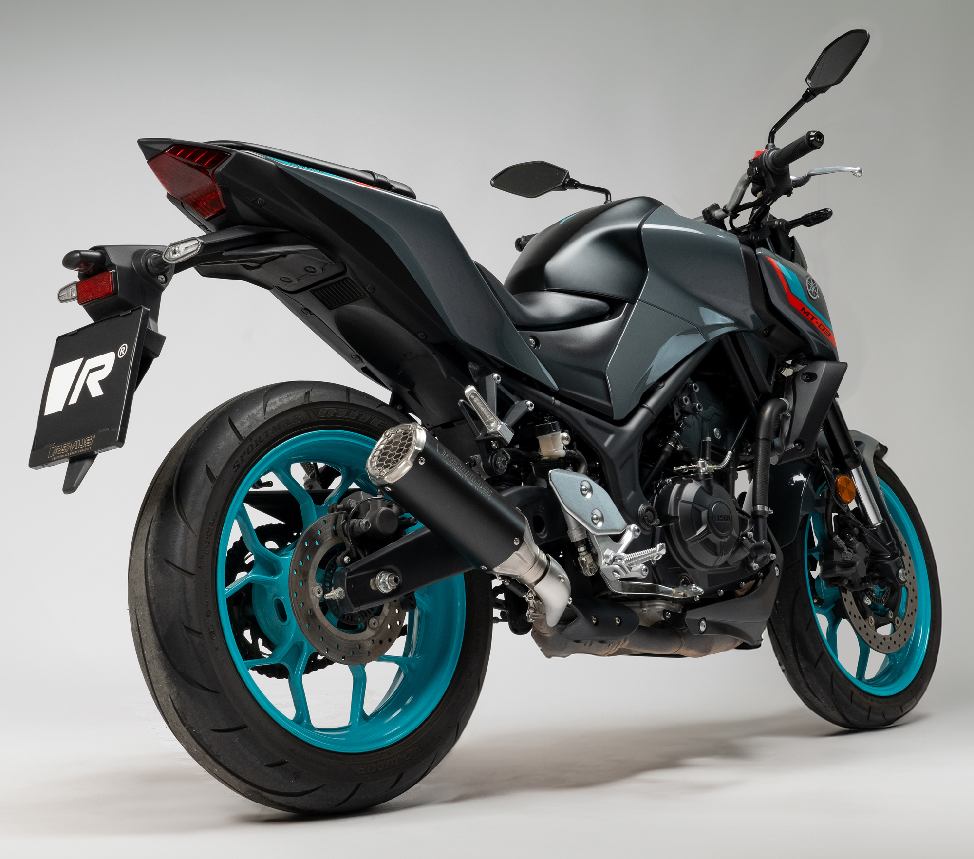 Silenziatore Remus BoostR omologato per YAMAHA MT-03 2024-2025