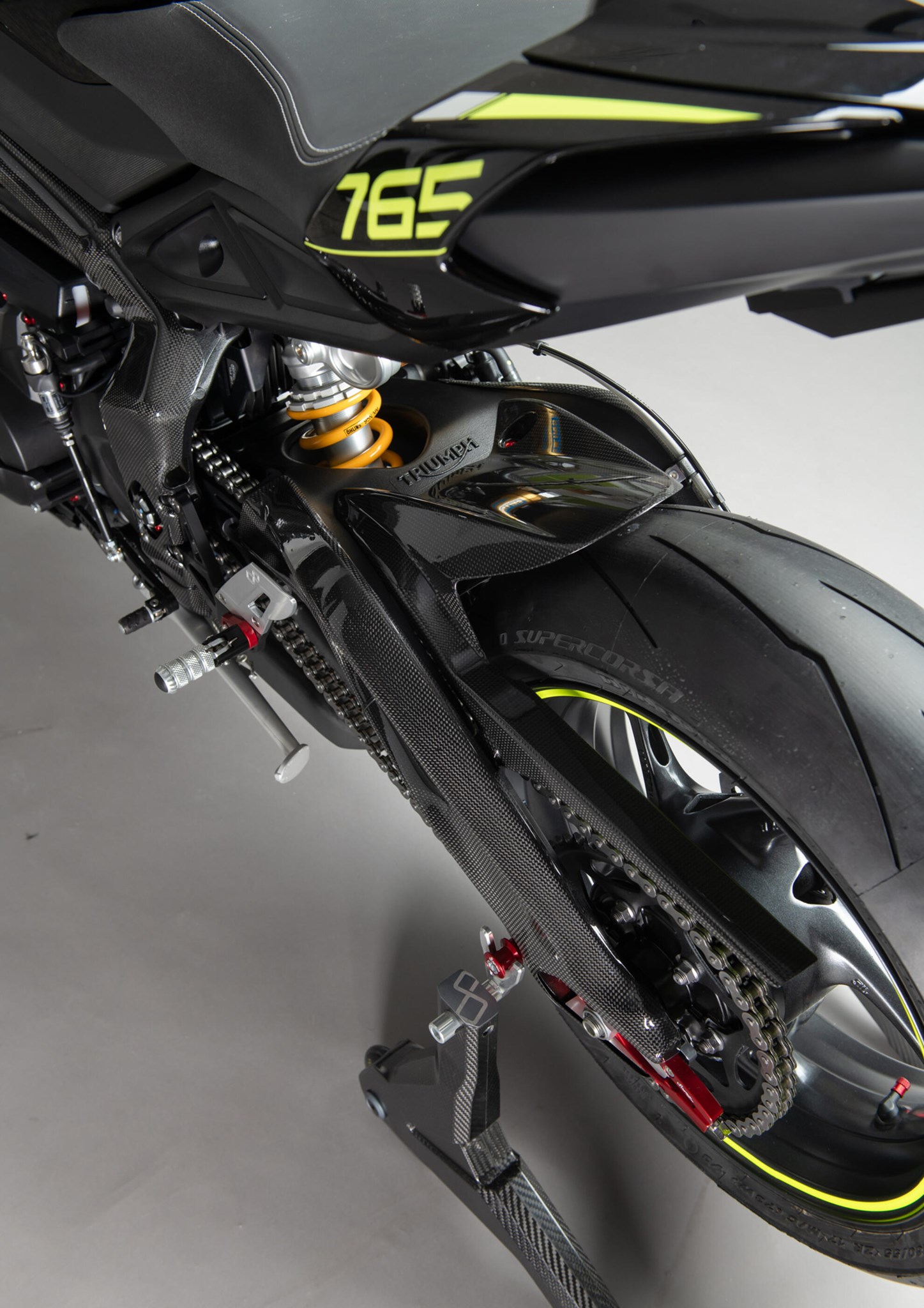 Parafango posteriore carbonio LighTech per TRIUMPH STREET TRIPLE 765 2017-2024