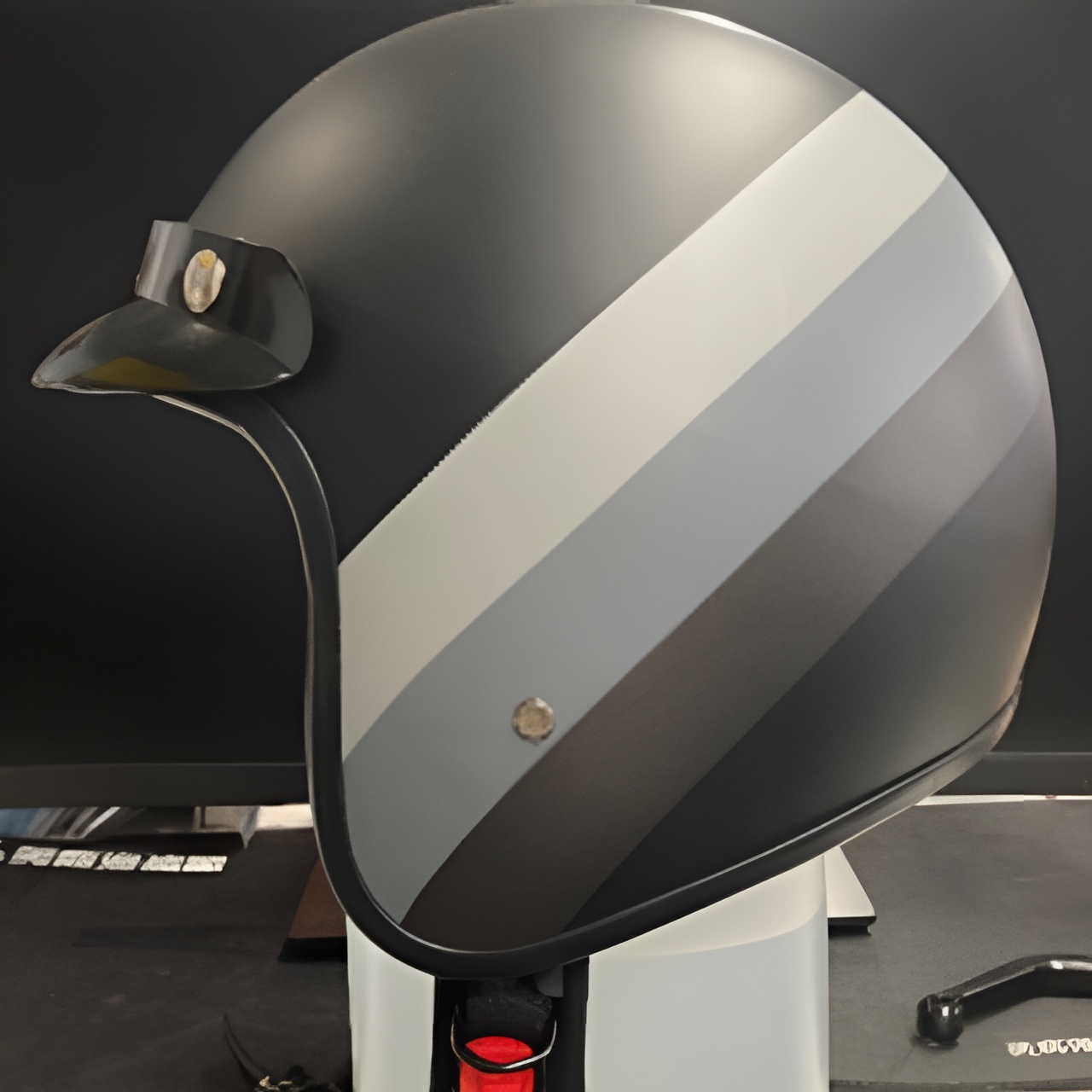 Niu Casco Classic C34 ECE Nero e Grigio Taglia L