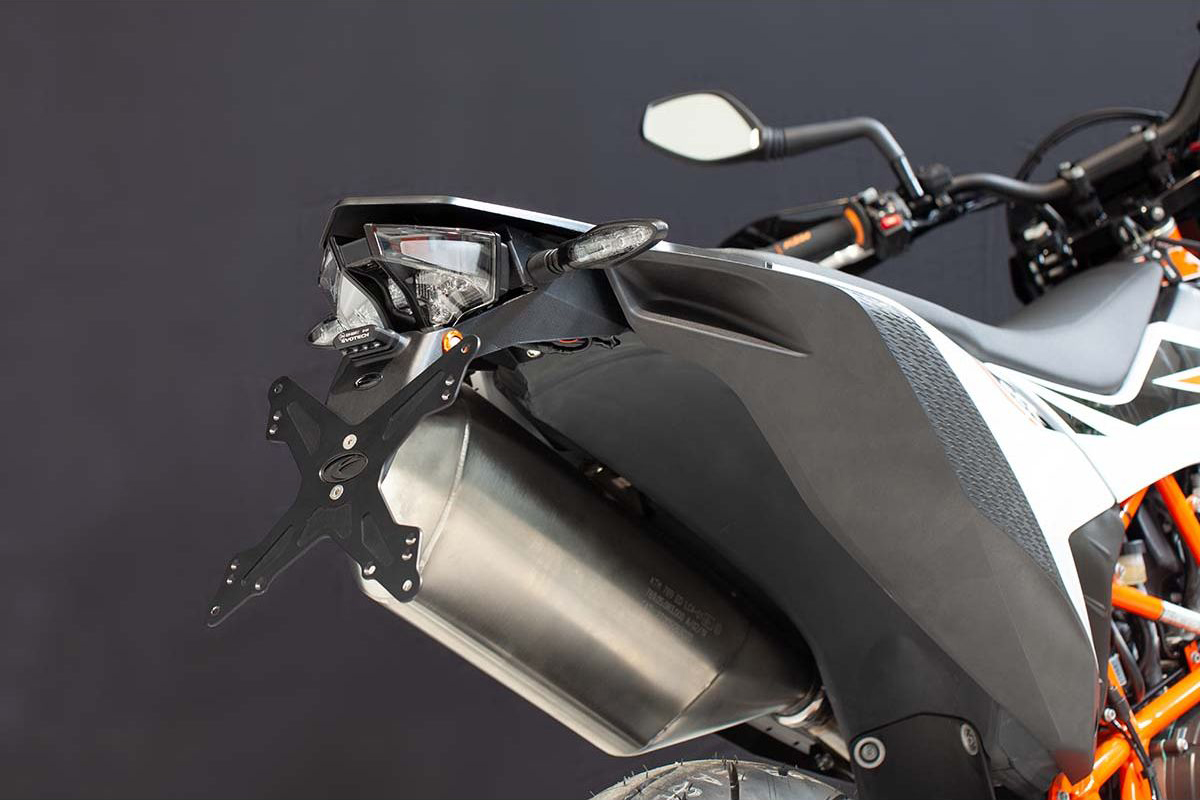 Portatarga in Alluminio Regolabile Evotech per KTM 690 SMC/ENDURO/R 2019-2023