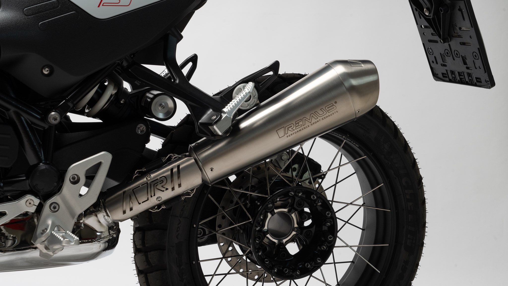 Silenziatore Remus Powercone acciaio spazzolato omologato per BMW R 12 G/S 2025