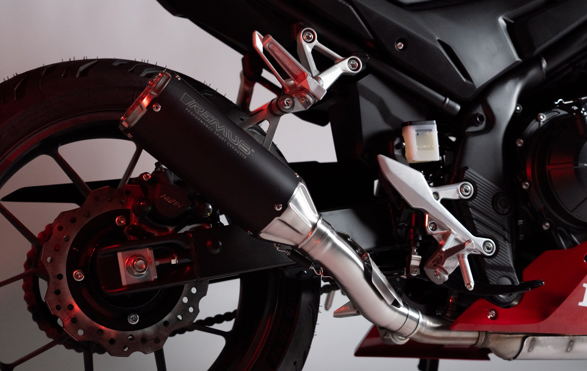 Silenziatore Remus BoostR racing per HONDA CBR 500 RR 2024-2025