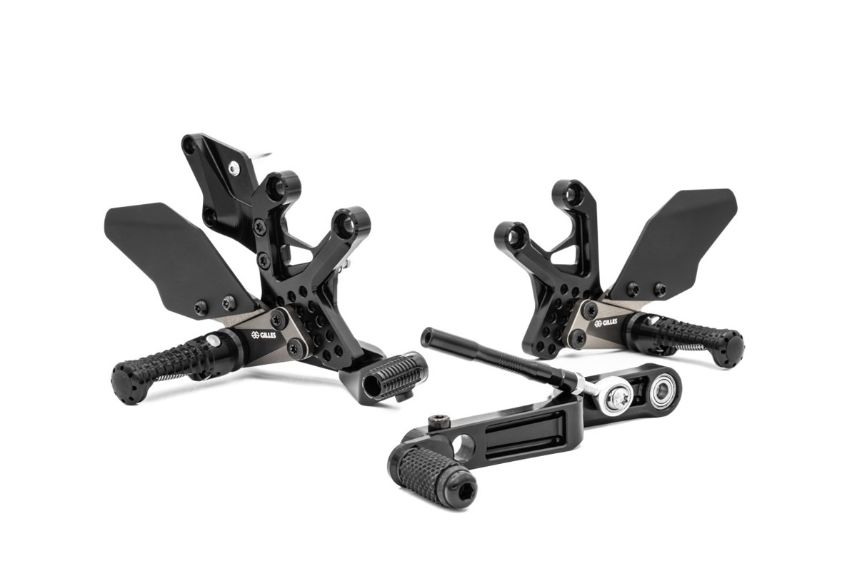 Gruppo Pedane Gilles Tooling AS31GT3 Nero per SUZUKI GSX-8R 2024-2025