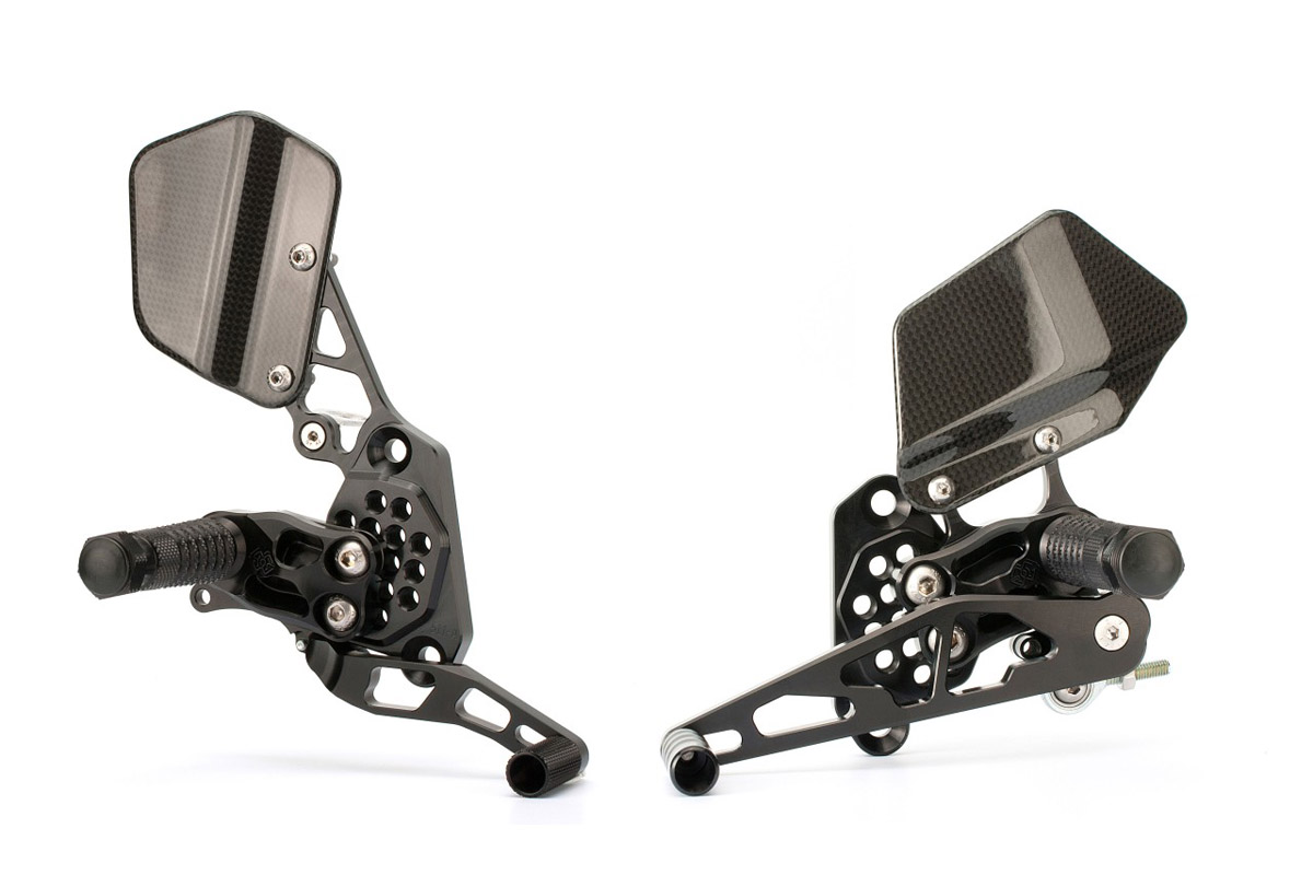 Gruppo Pedane Gilles Tooling AS31GT Nero per SUZUKI GSX-R 1300 HAYABUSA 2008-2017