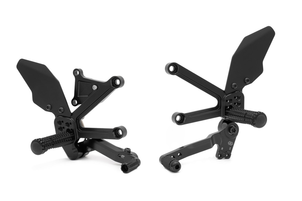 Gruppo Pedane Gilles Tooling FXR Nero per KAWASAKI ZX 4 R 2023-2025