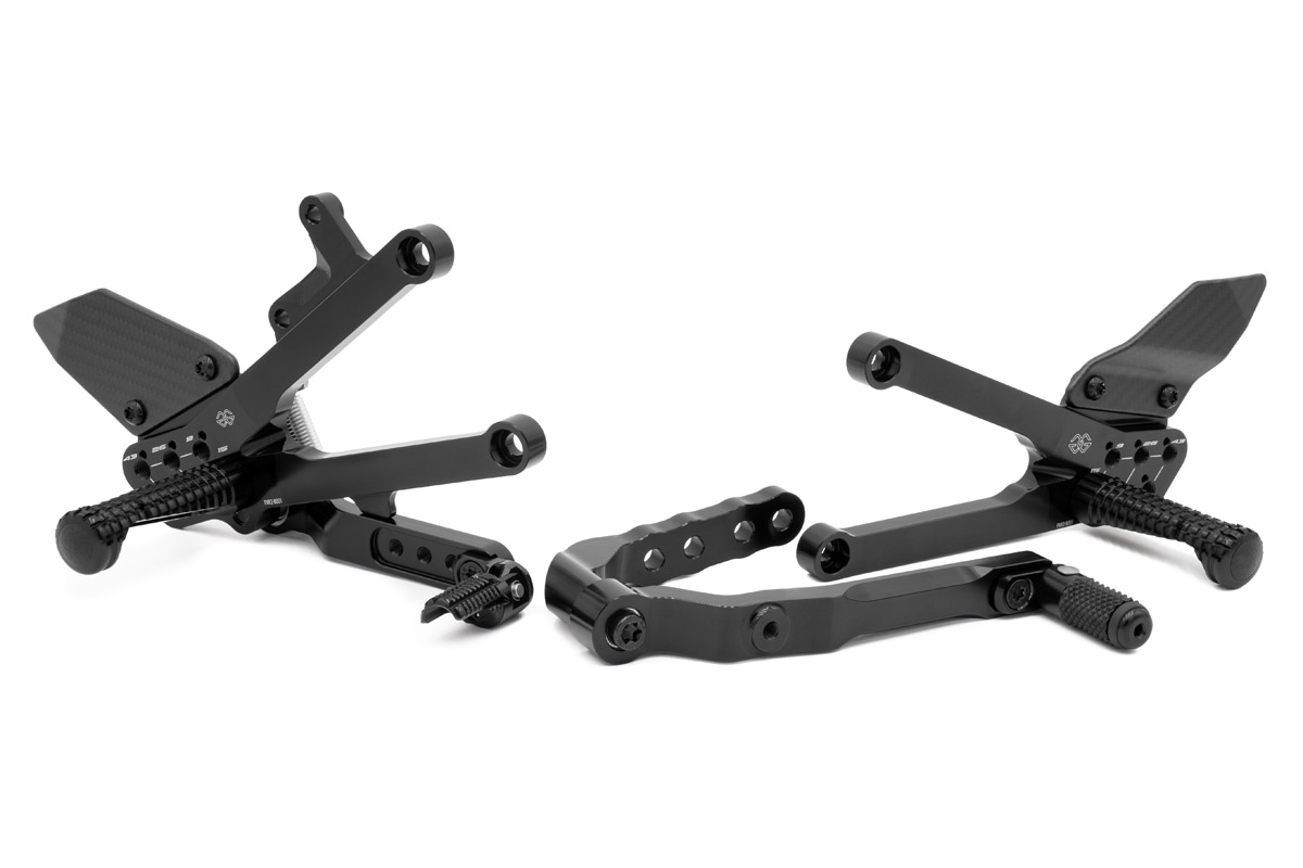 Gruppo Pedane Gilles Tooling FXR2 Nero Racing per HONDA CBR 1000 RR-R 2020-2025
