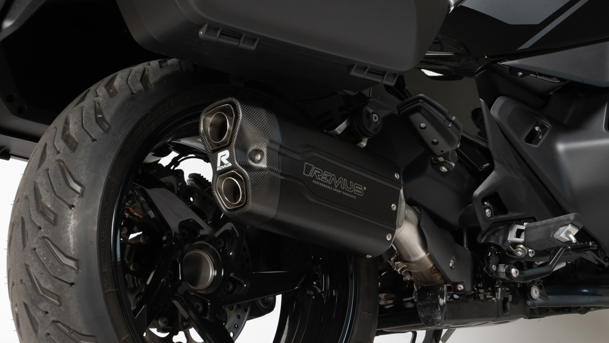 Silenziatore Remus 8 2.0 acciaio nero omologato per BMW R 1300 RT 2025-2026