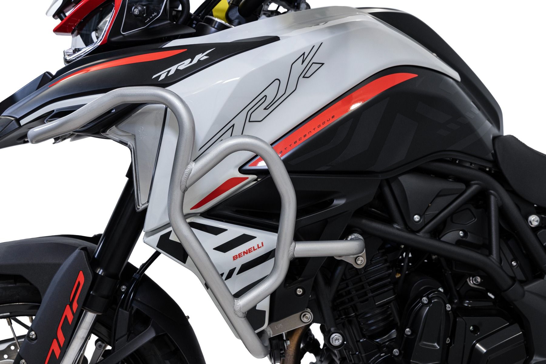Crash bar in alluminio Grigio chiaro Isotta per BENELLI TRK 702 2023-2024