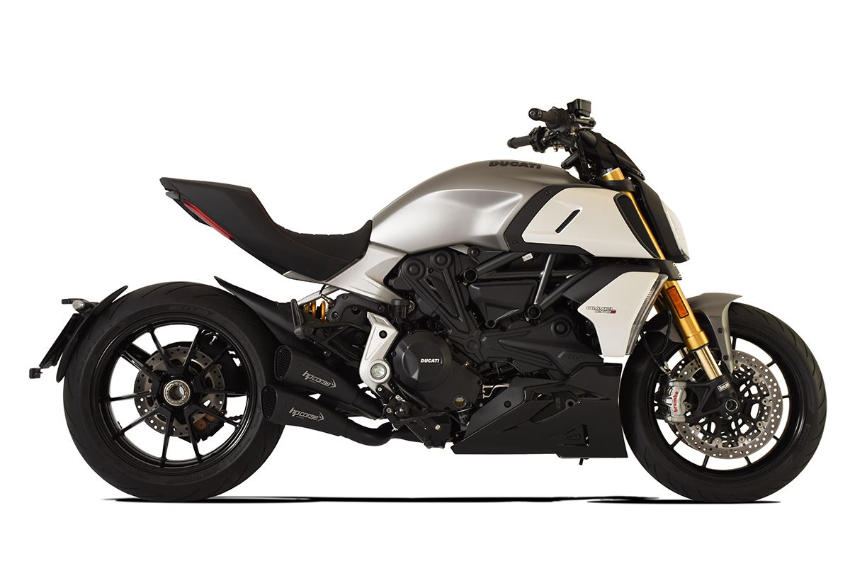 Silenziatore racing HP Corse Hydroform Short R Black per DUCATI DIAVEL 1260 /S 2019-2021